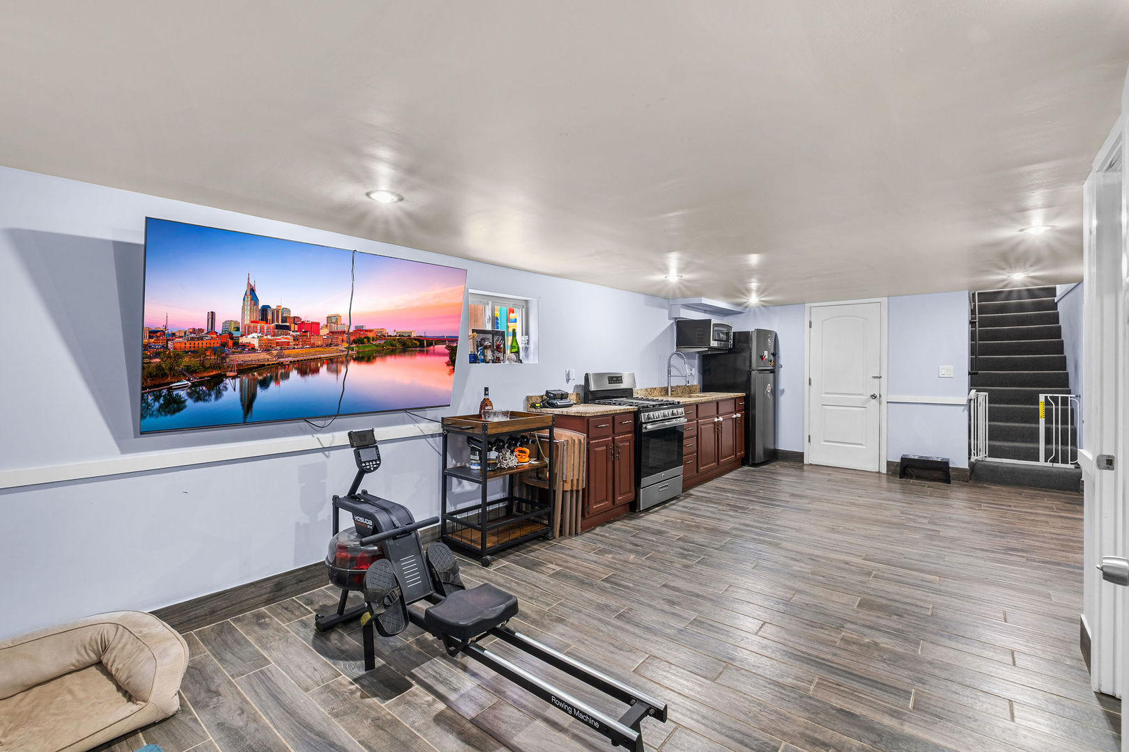 5904 West Berenice Avenue Chicago IL 60634