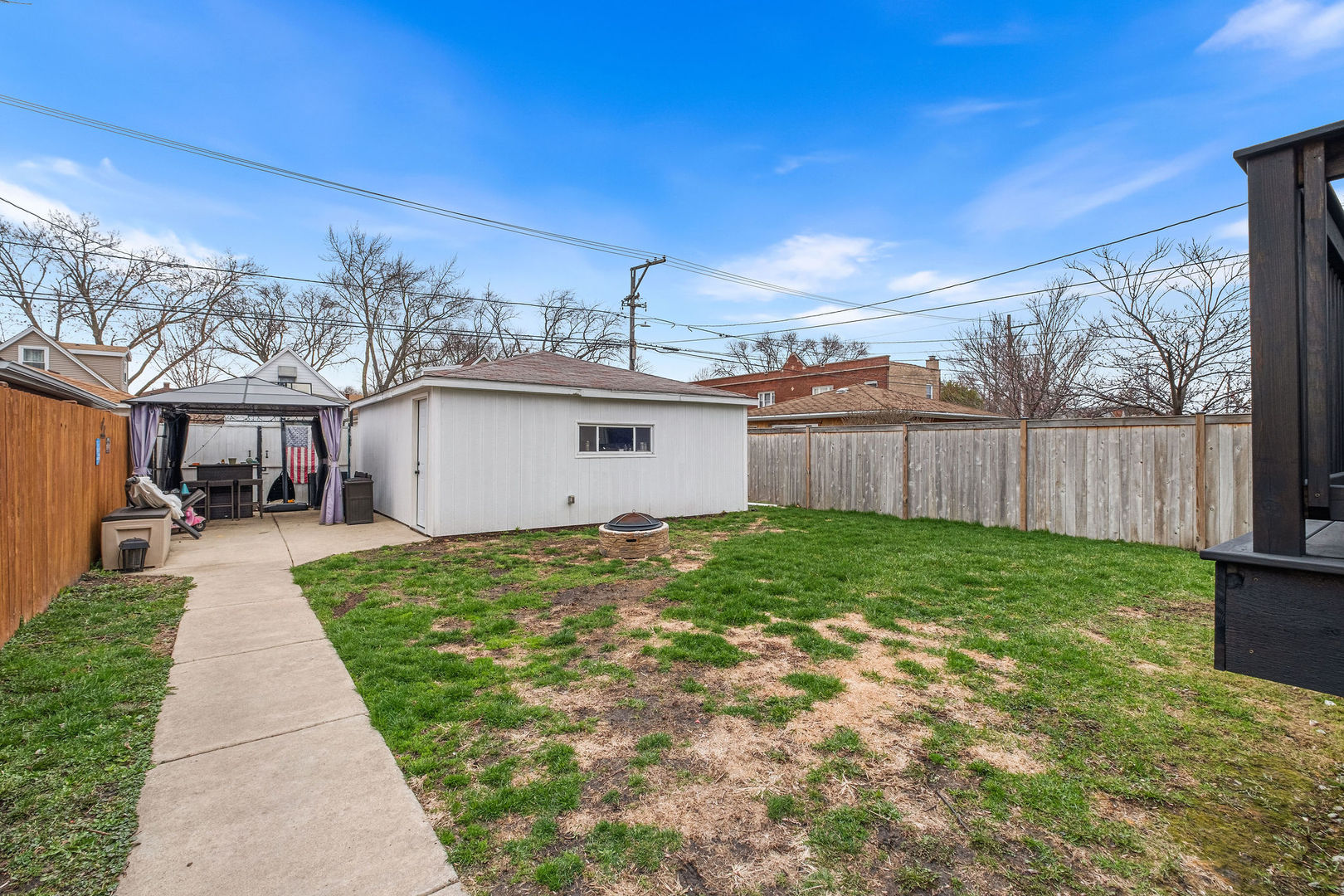 5904 West Berenice Avenue Chicago IL 60634