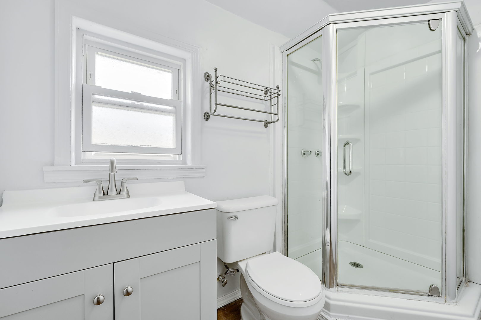 8440 South Peoria Street Chicago IL 60620