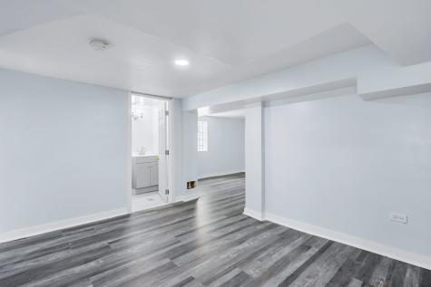 8440 South Peoria Street Chicago IL 60620