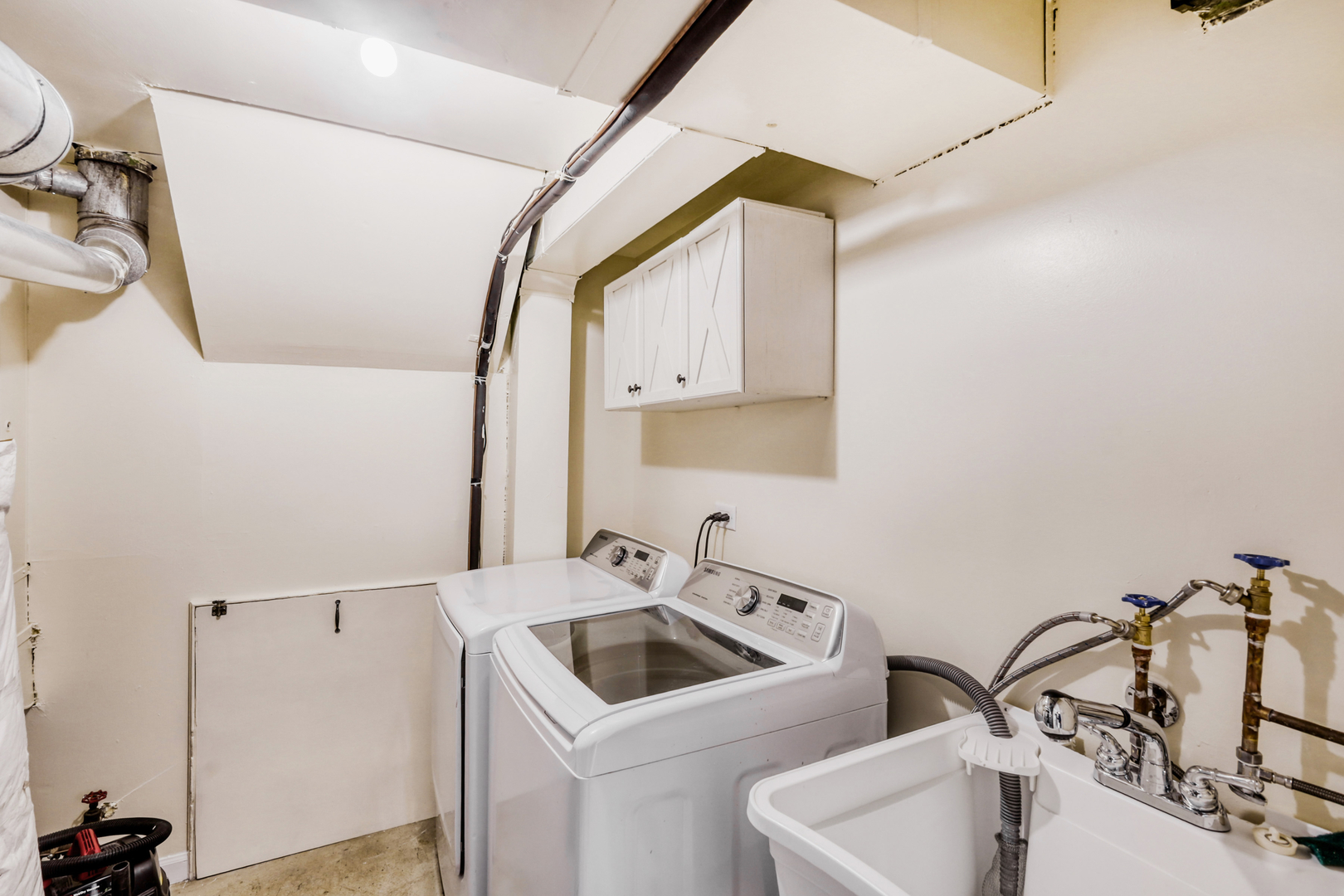 18W025 73RD Street Darien IL 60561