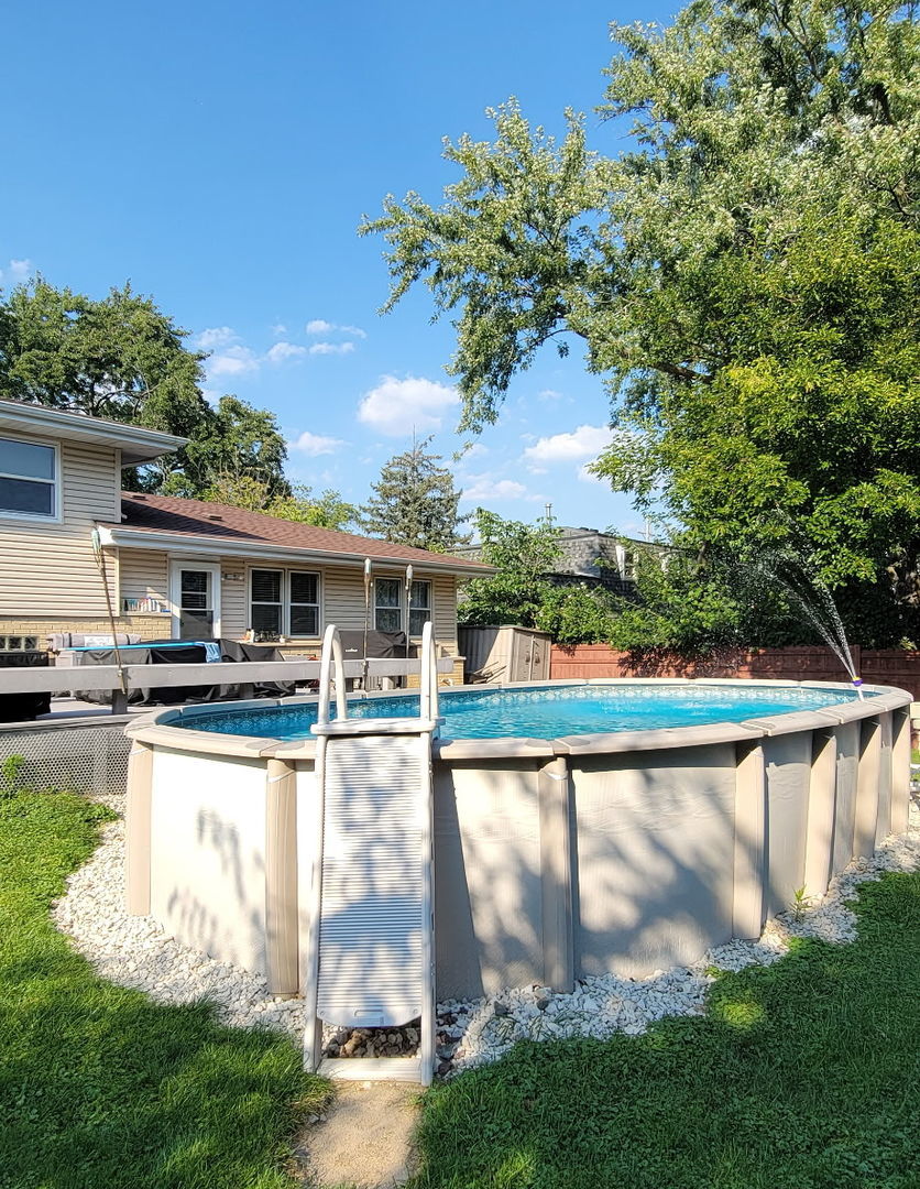 18W025 73RD Street Darien IL 60561