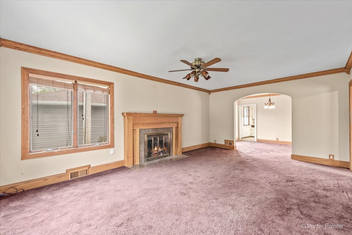 217 West School Street Villa Park IL 60181