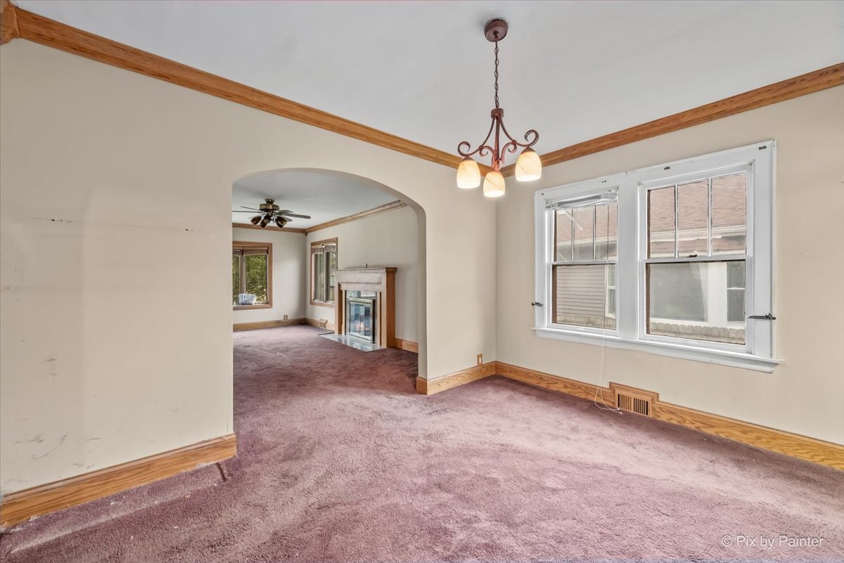 217 West School Street Villa Park IL 60181