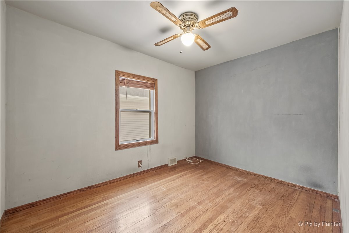 217 West School Street Villa Park IL 60181