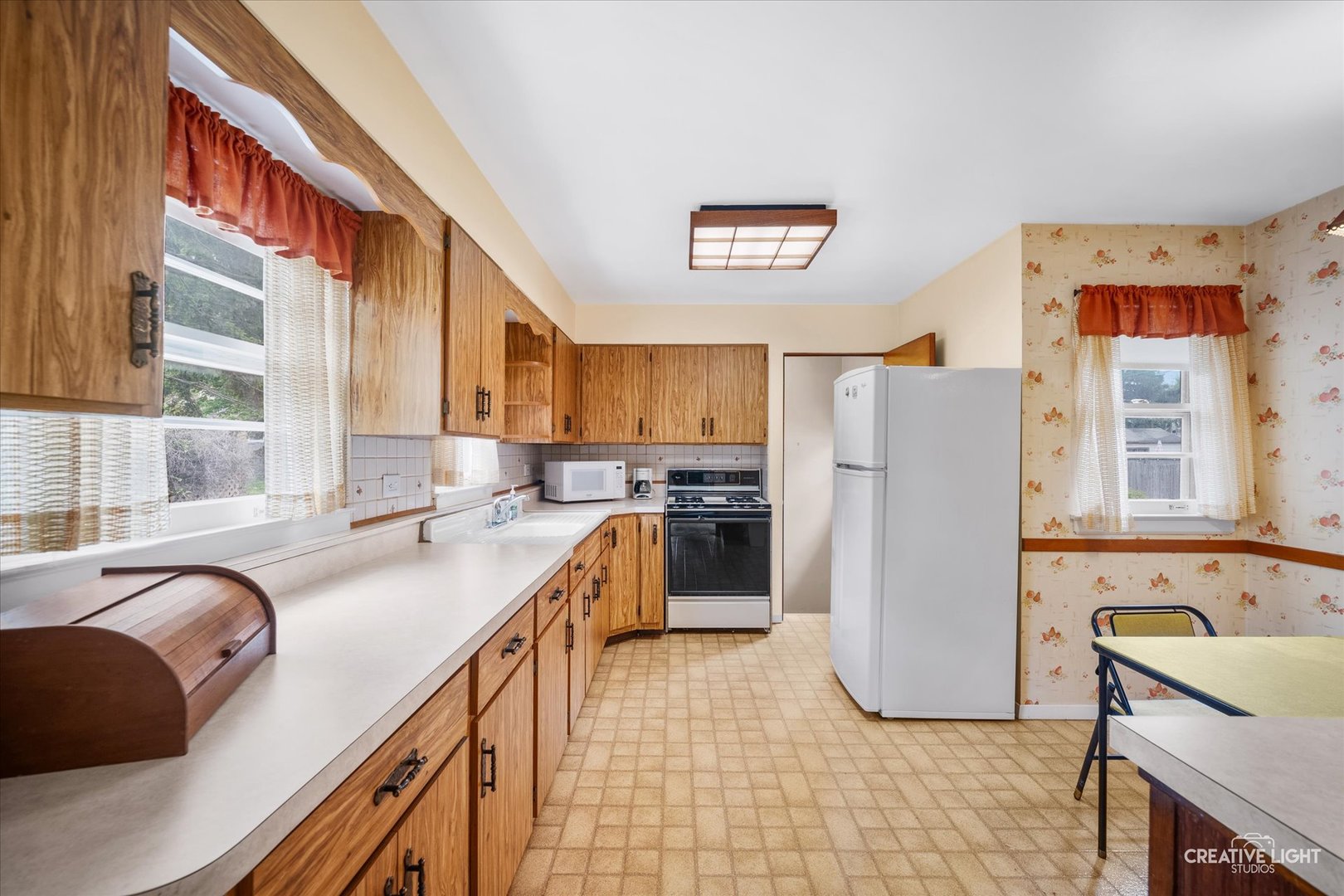 313 East Morningside Avenue Lombard IL 60148