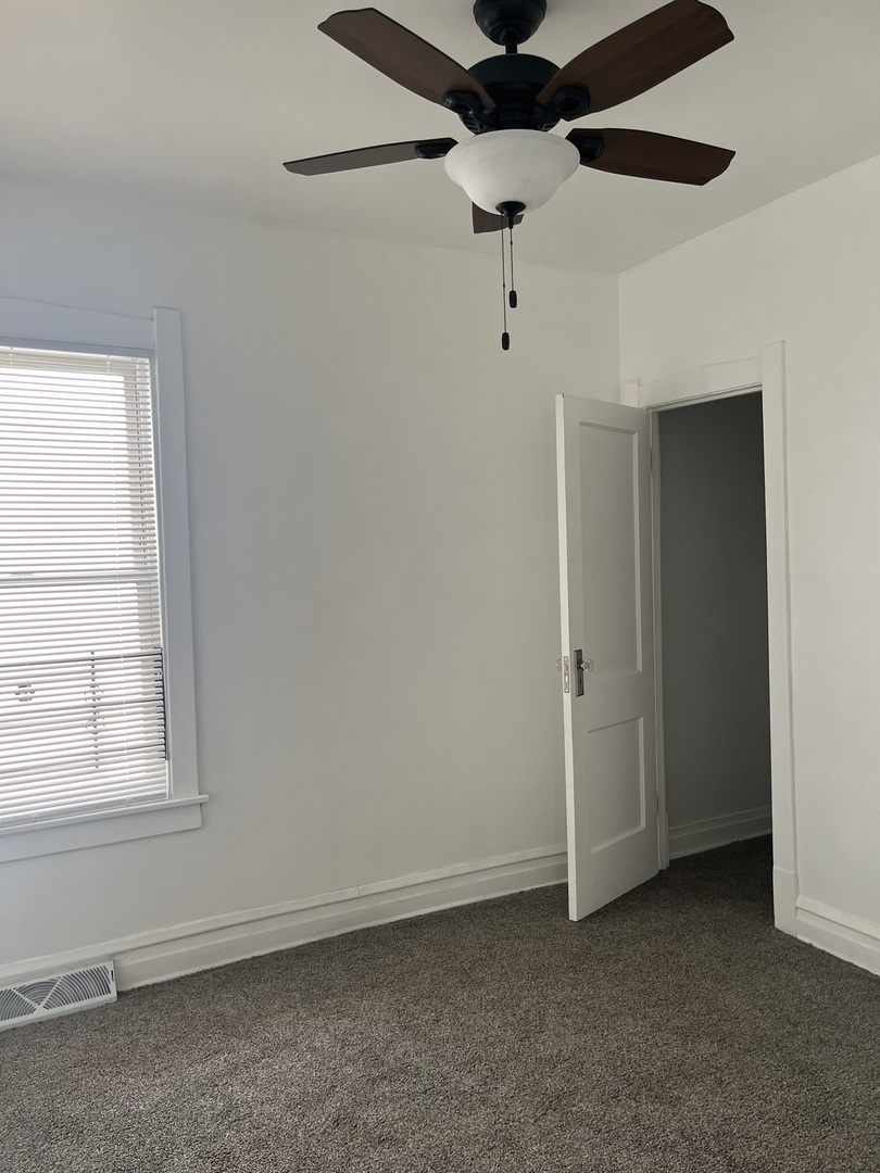 11814 South Parnell Avenue Chicago IL 60628