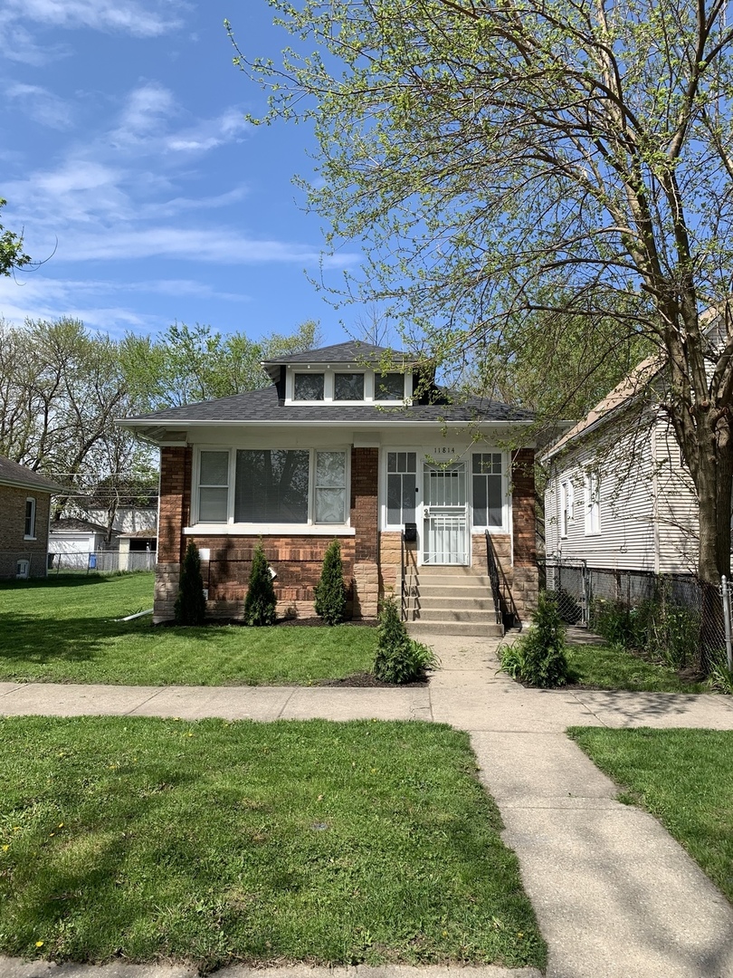 11814 South Parnell Avenue Chicago IL 60628