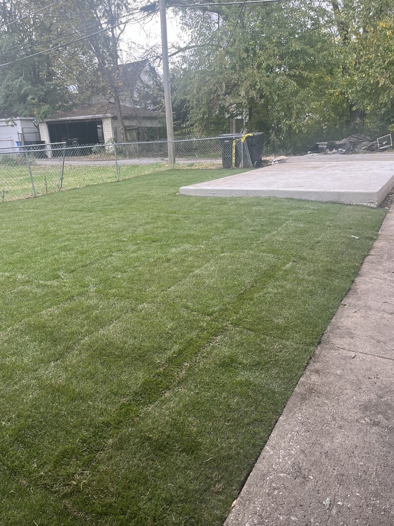 11814 South Parnell Avenue Chicago IL 60628