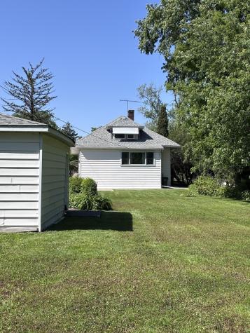 377 Blackhawk Road Riverside IL 60546