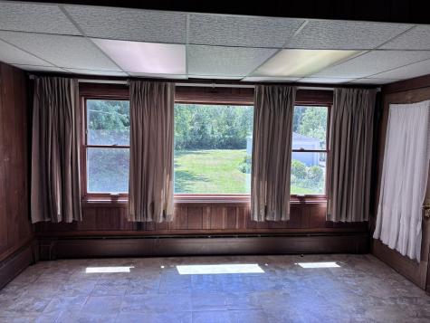 377 Blackhawk Road Riverside IL 60546