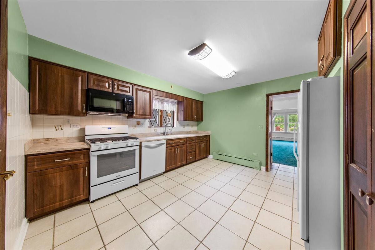 3130 North Monitor Avenue Chicago IL 60634