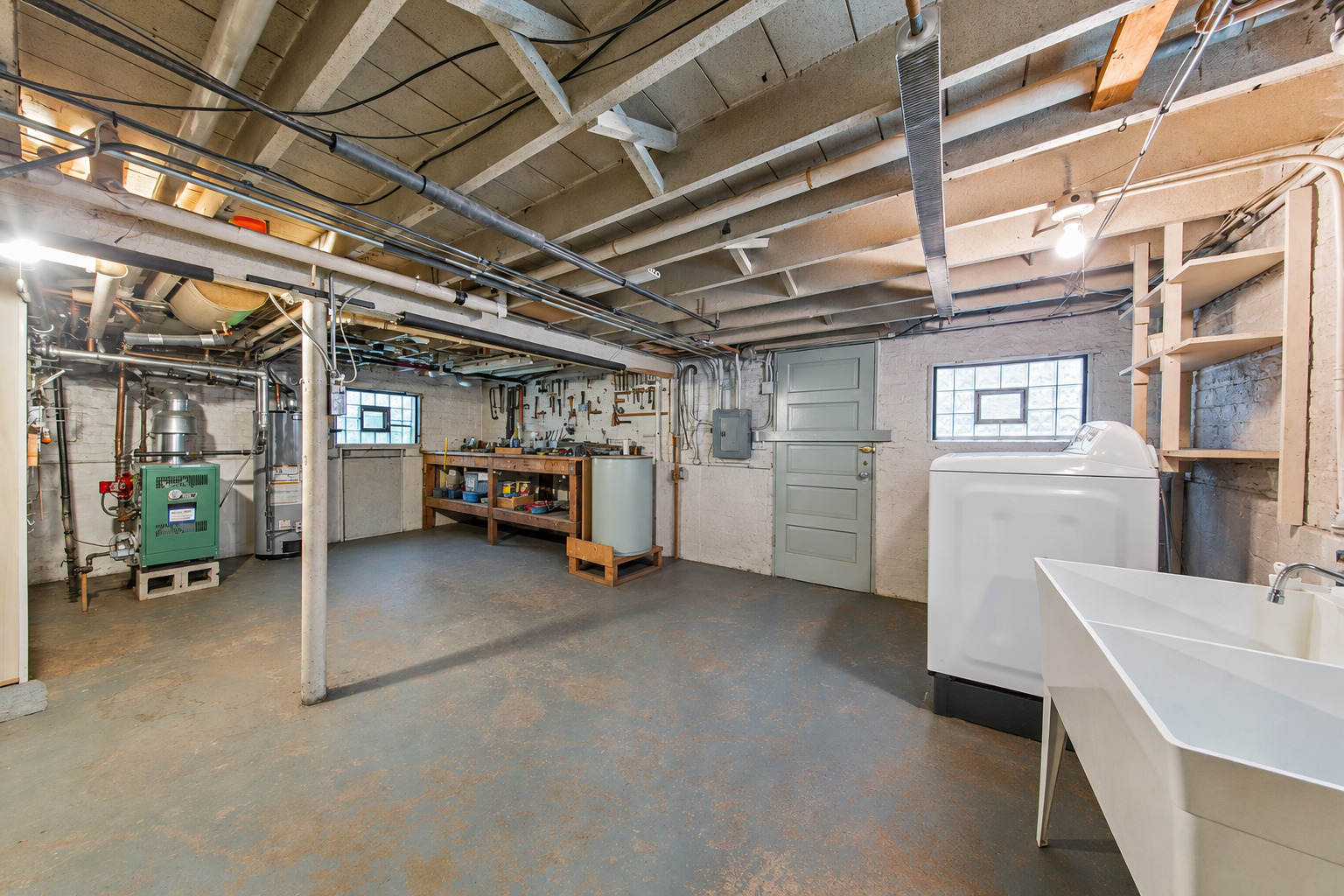 3130 North Monitor Avenue Chicago IL 60634