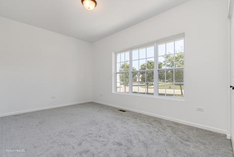 25927 West Ravine Woods Drive Channahon IL 60410