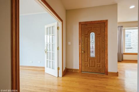 3220 West Cortez Street Chicago IL 60651