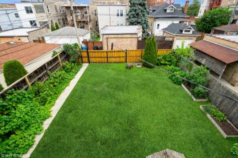 3220 West Cortez Street Chicago IL 60651