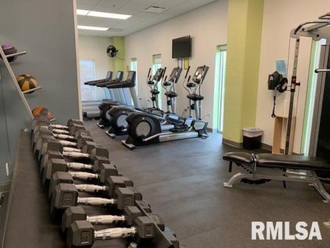 2900 River Dr Drive Moline IL 61265
