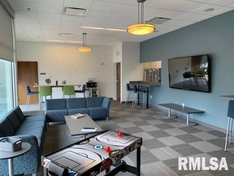 2900 River Dr Drive Moline IL 61265