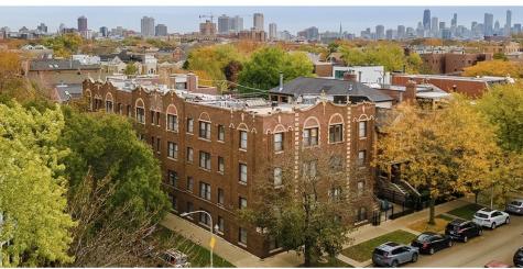 3325 North Lakewood Avenue Chicago IL 60657