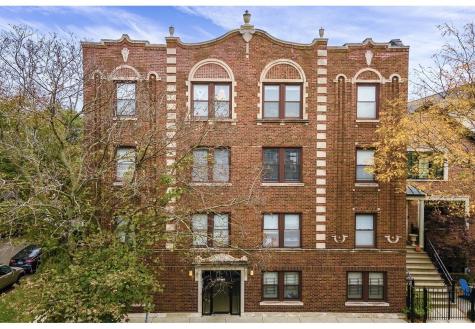 3325 North Lakewood Avenue Chicago IL 60657