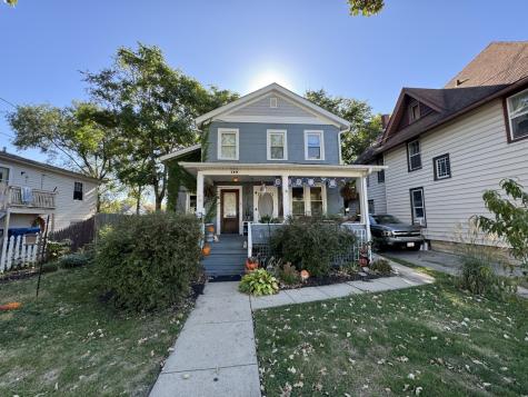 159 North 4th Street Aurora IL 60505