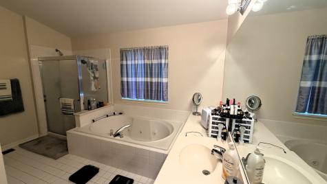 1101 Andover Drive Mundelein IL 60060