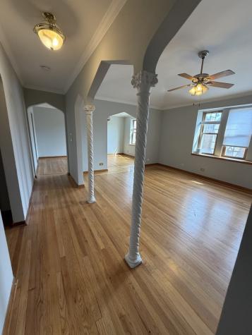 10913 South Longwood Drive Chicago IL 60643