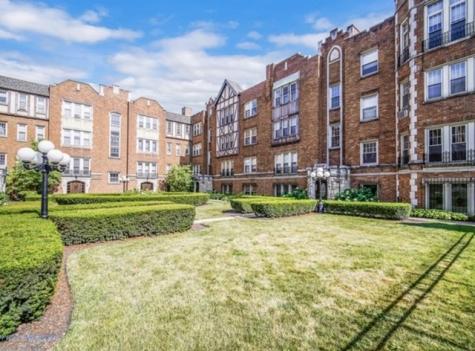 10913 South Longwood Drive Chicago IL 60643