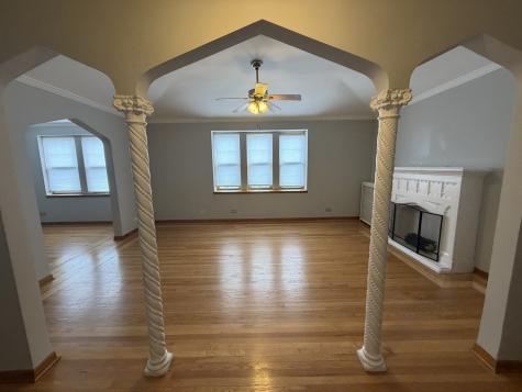 10913 South Longwood Drive Chicago IL 60643