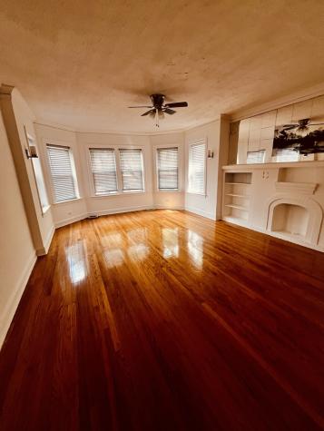 8236 South Sangamon Street Chicago IL 60620