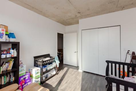 1714 West Roscoe Street Chicago IL 60657