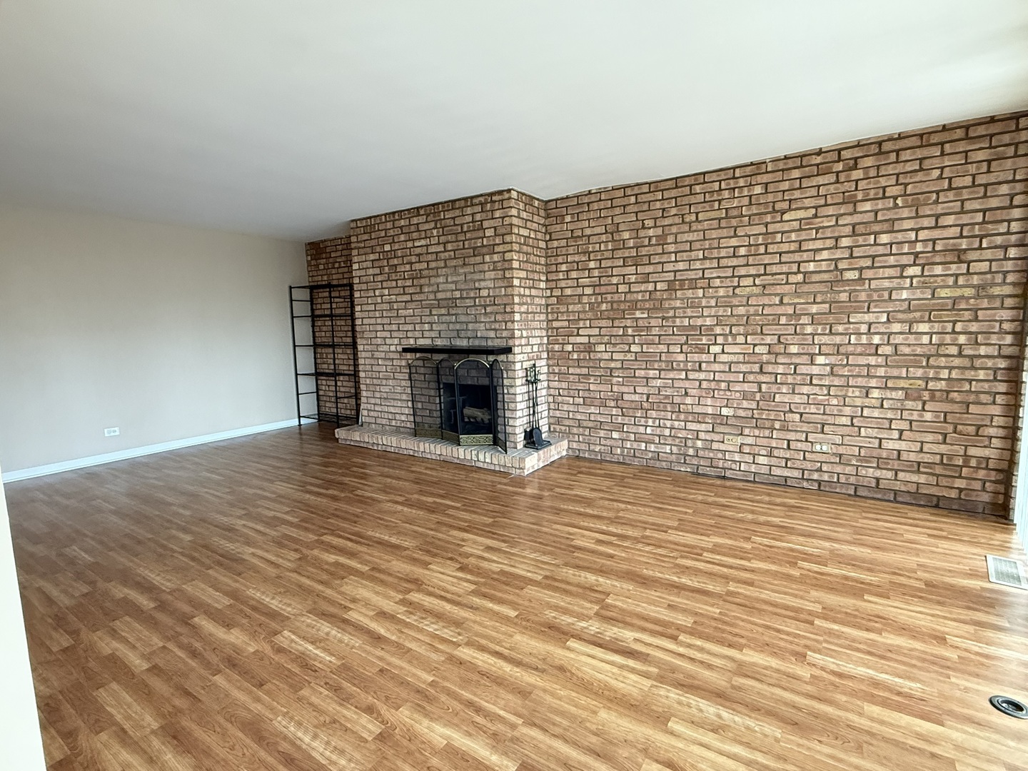 5500 Hillcrest Lane Lisle IL 60532