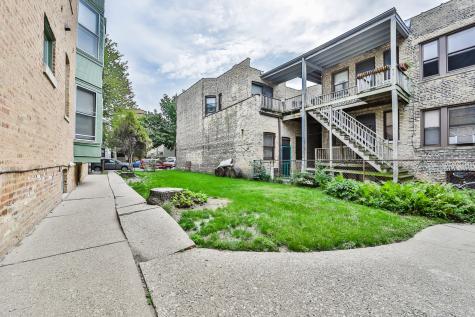 3238 North Southport Avenue Chicago IL 60657