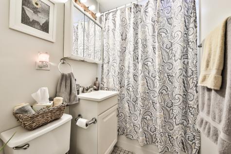 3238 North Southport Avenue Chicago IL 60657