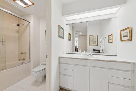 680 North Lake Shore Drive Chicago IL 60611