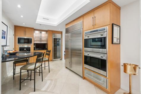 680 North Lake Shore Drive Chicago IL 60611