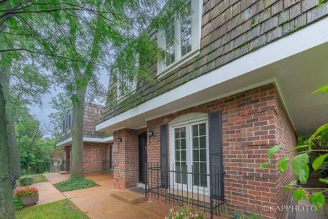3021 Highland Avenue Wilmette IL 60091