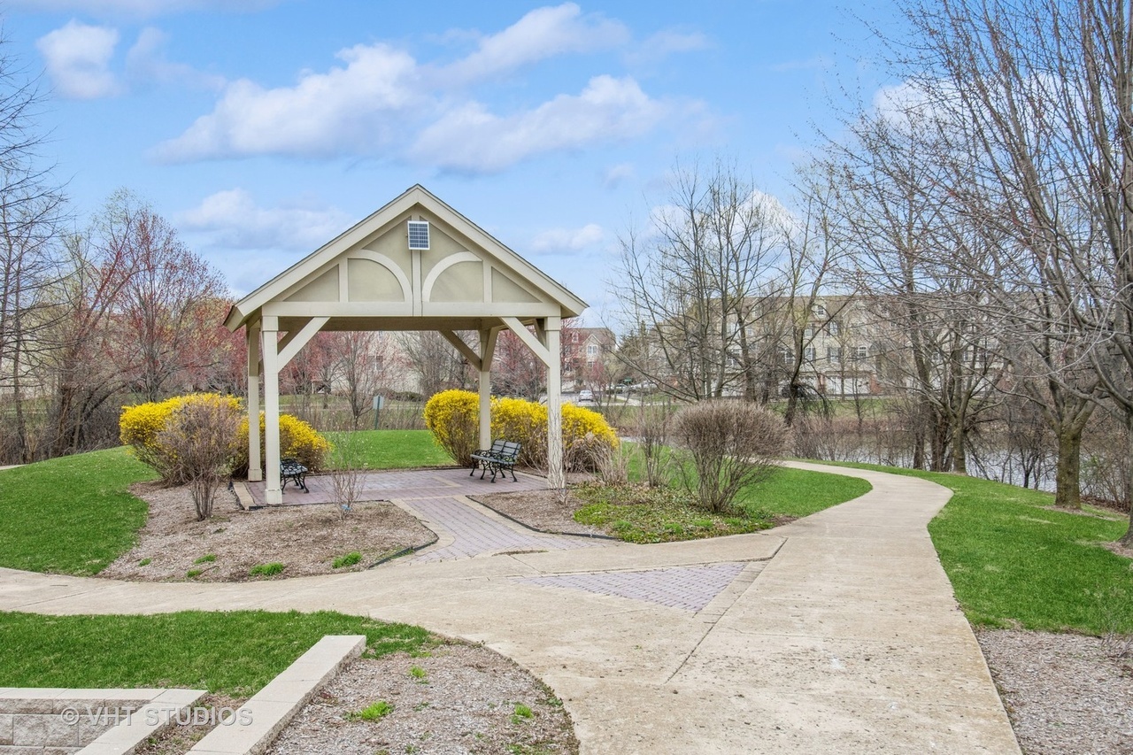 3364 Kentshire Circle Aurora IL 60504