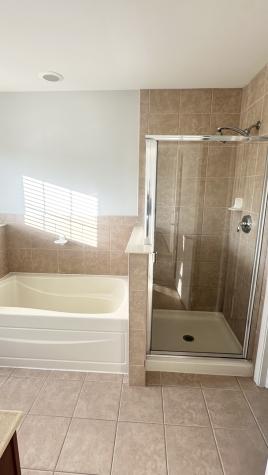 3364 Kentshire Circle Aurora IL 60504