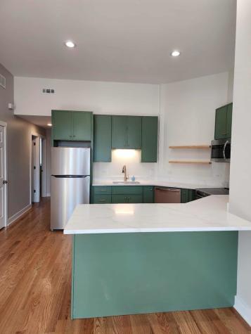 6321 South Eberhart Avenue Chicago IL 60637