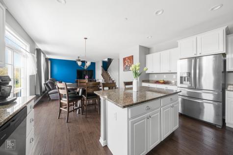 34040 North Jenna Lane Gurnee IL 60031