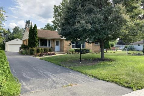 3929 Pinecrest Road Rockford IL 61107