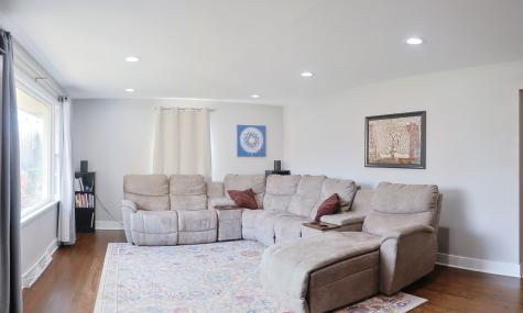 227 North Butterfield Road Libertyville IL 60048