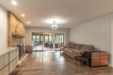 31 Fox Trail Lincolnshire IL 60069