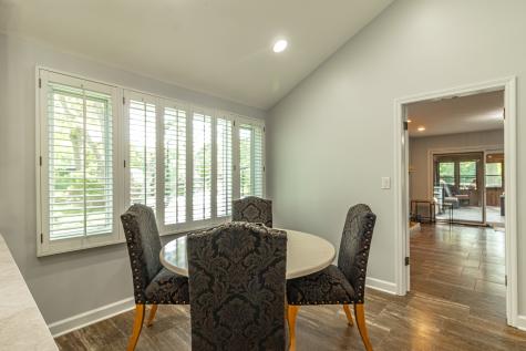 31 Fox Trail Lincolnshire IL 60069