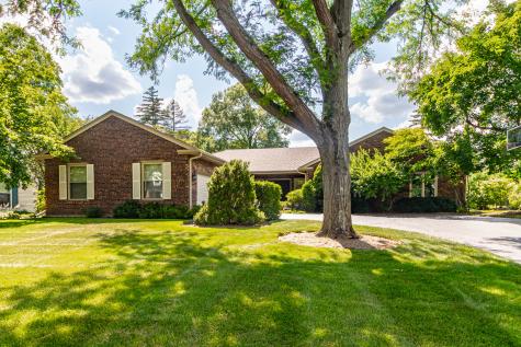 31 Fox Trail Lincolnshire IL 60069
