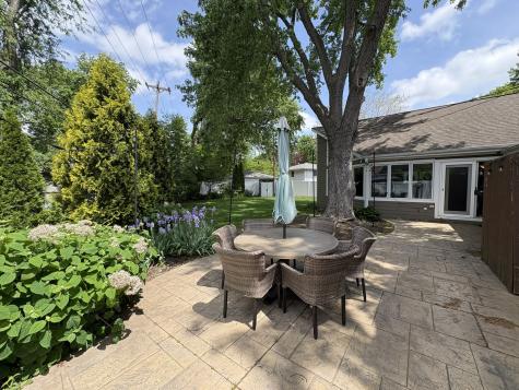 609 West Gartner Road Naperville IL 60540