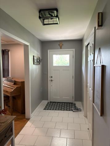 609 West Gartner Road Naperville IL 60540
