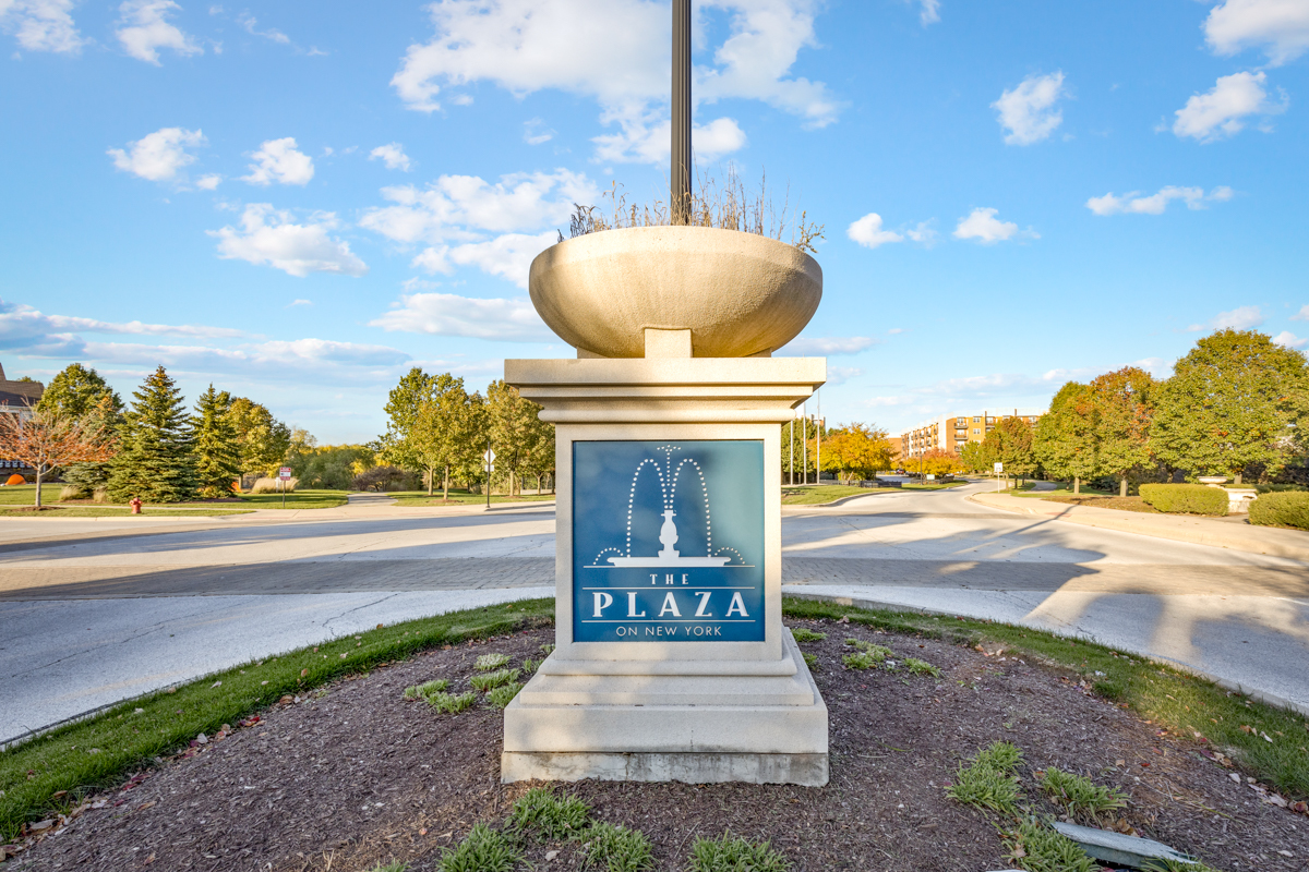 422 Grosvenor Lane Aurora IL 60504