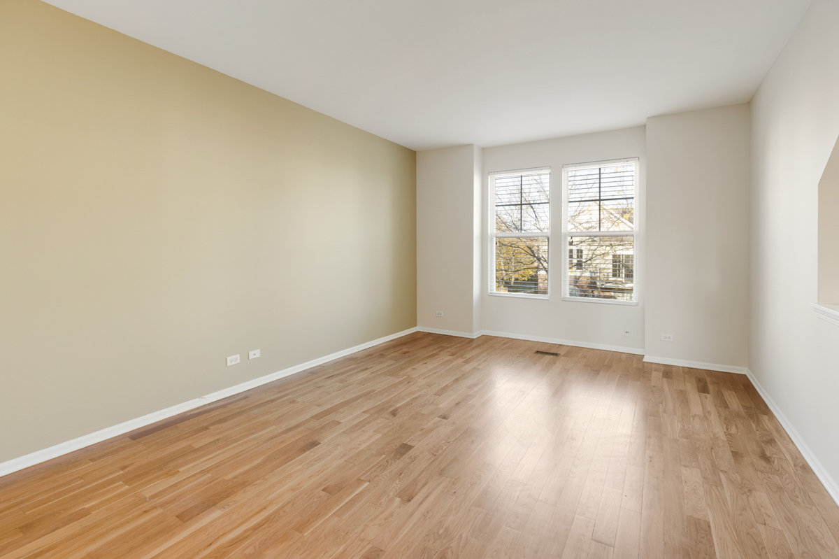 422 Grosvenor Lane Aurora IL 60504